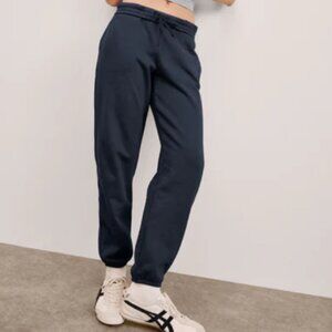 Beyond Yoga LuxeFleece SweatPant Jogger bottom After Dark Navy NWT
